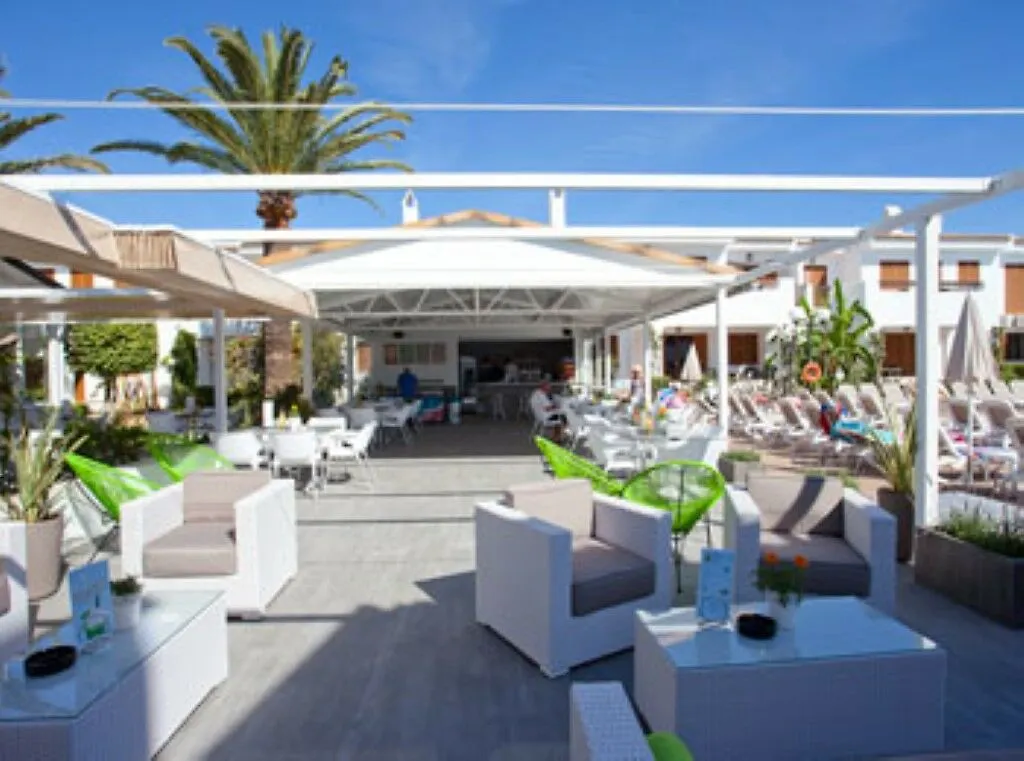 Hotel Apartamentos Cristina Villas Cala Millor